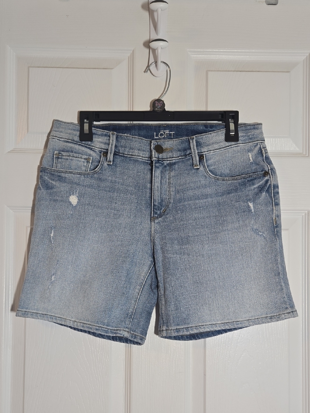 LOFT Light Blue Distressed Jean Shorts Size US 4 Waist 27